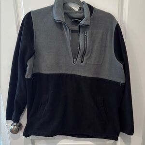 Nursing queen cozy pumping/breastfeeding Black and Gray Half-Zip Sweater size L